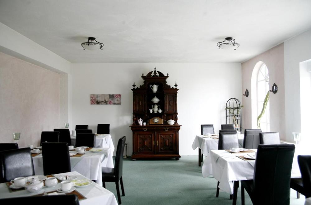 Hotel Am Markt Kleinblittersdorf Eksteriør bilde
